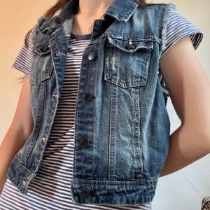Empyre Jean jacket cropped vest | denim vest | women’s Small